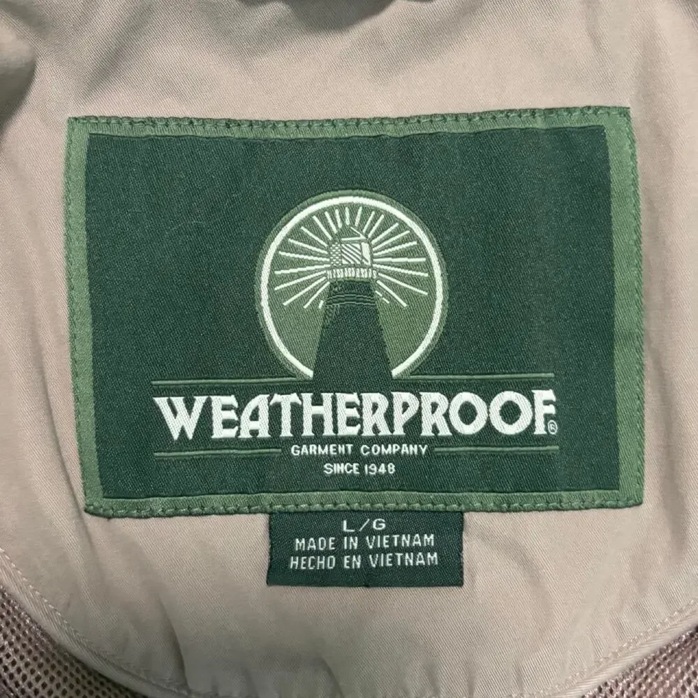 Khaki vintage weatherproof jacket with